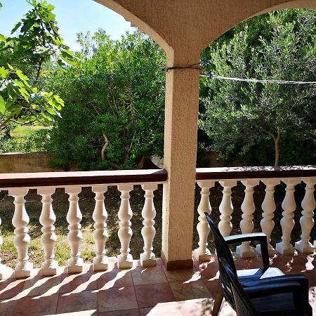 Apartments Mint Povljana - 50M From Sandy Beach Exterior photo