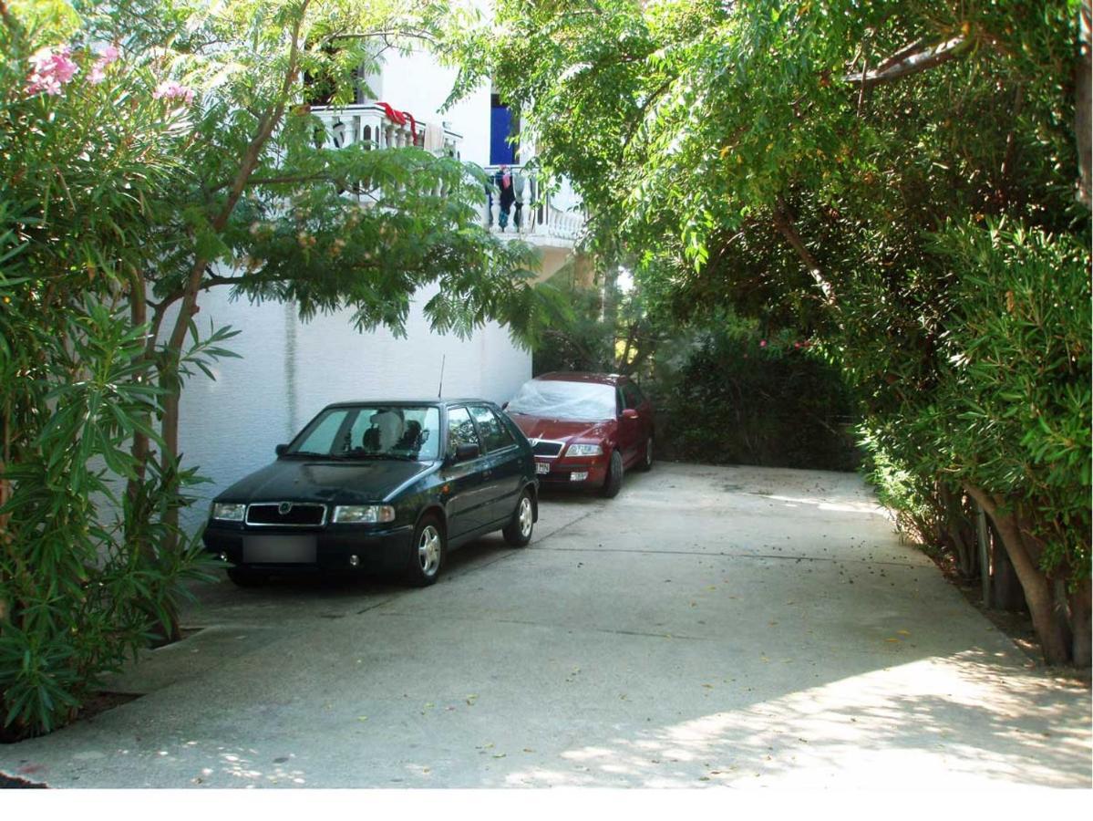 Apartments Mint Povljana - 50M From Sandy Beach Exterior photo