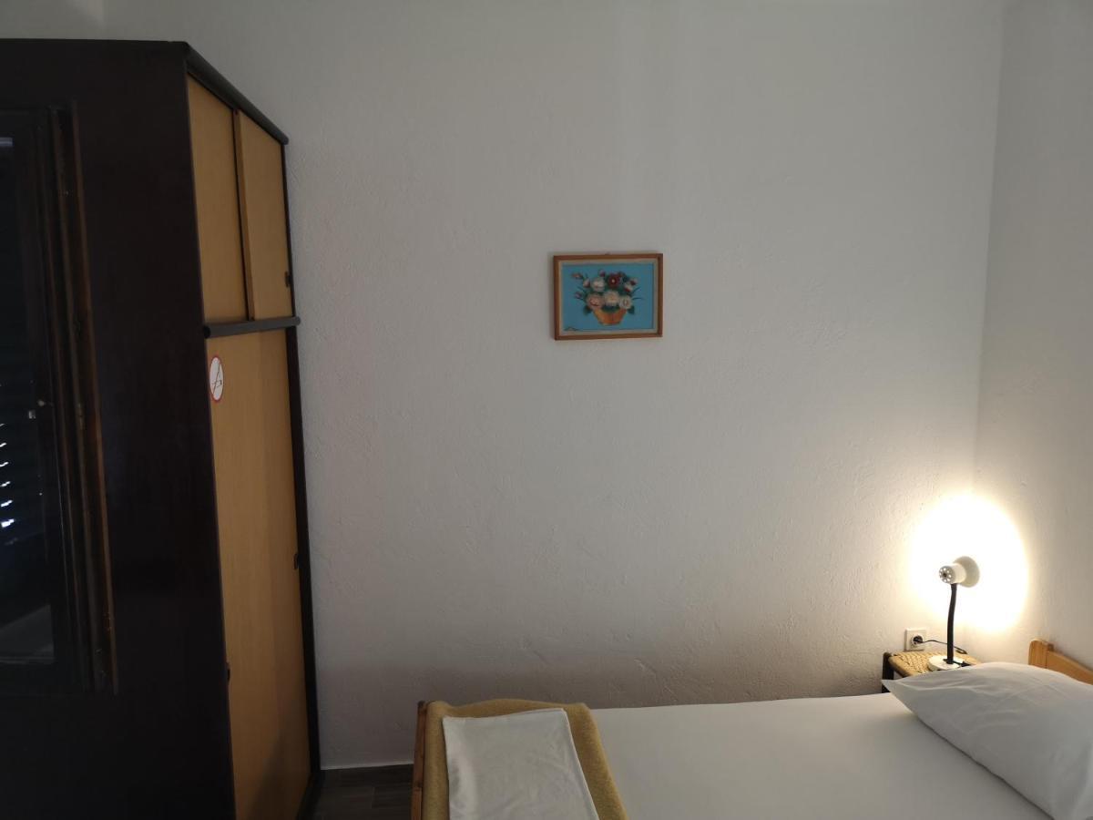 Apartments Mint Povljana - 50M From Sandy Beach Exterior photo