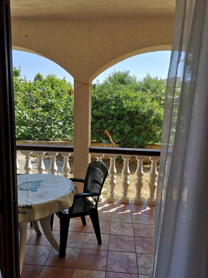 Apartments Mint Povljana - 50M From Sandy Beach Exterior photo